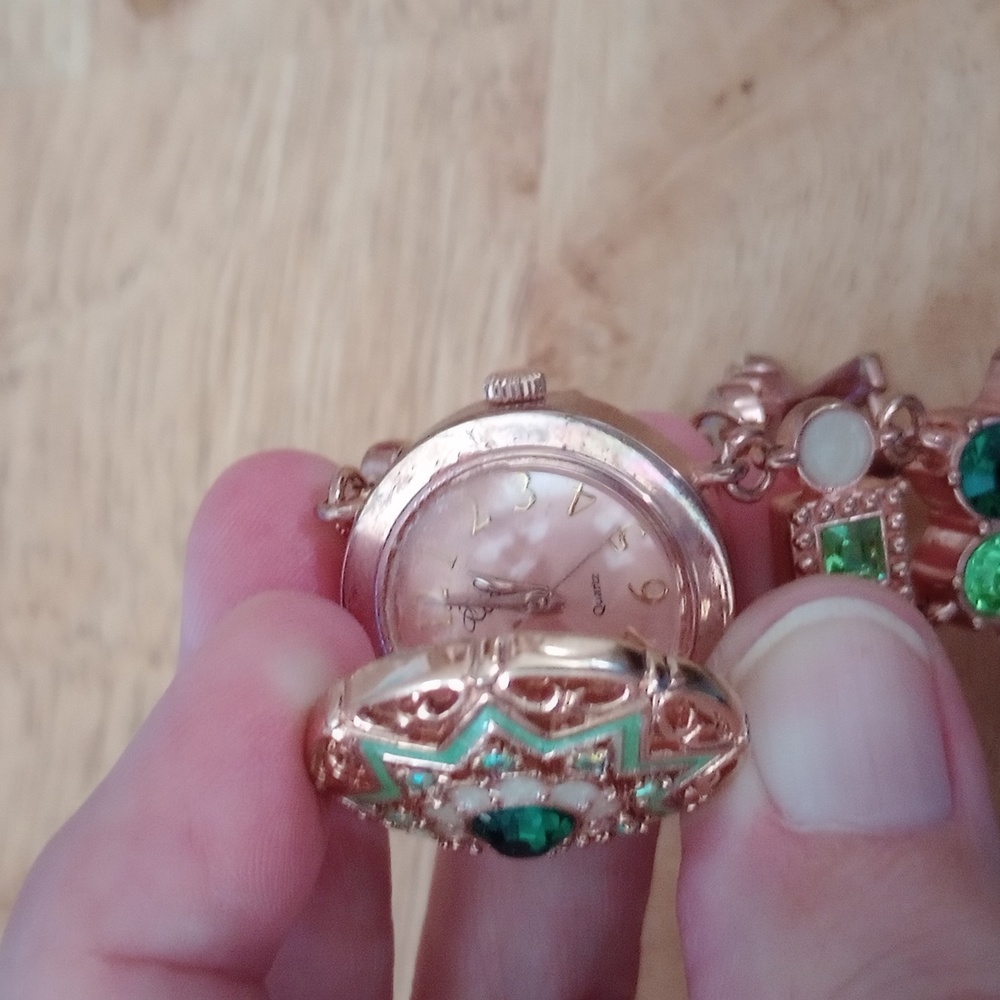 Locket watch - Picture 4 of 5